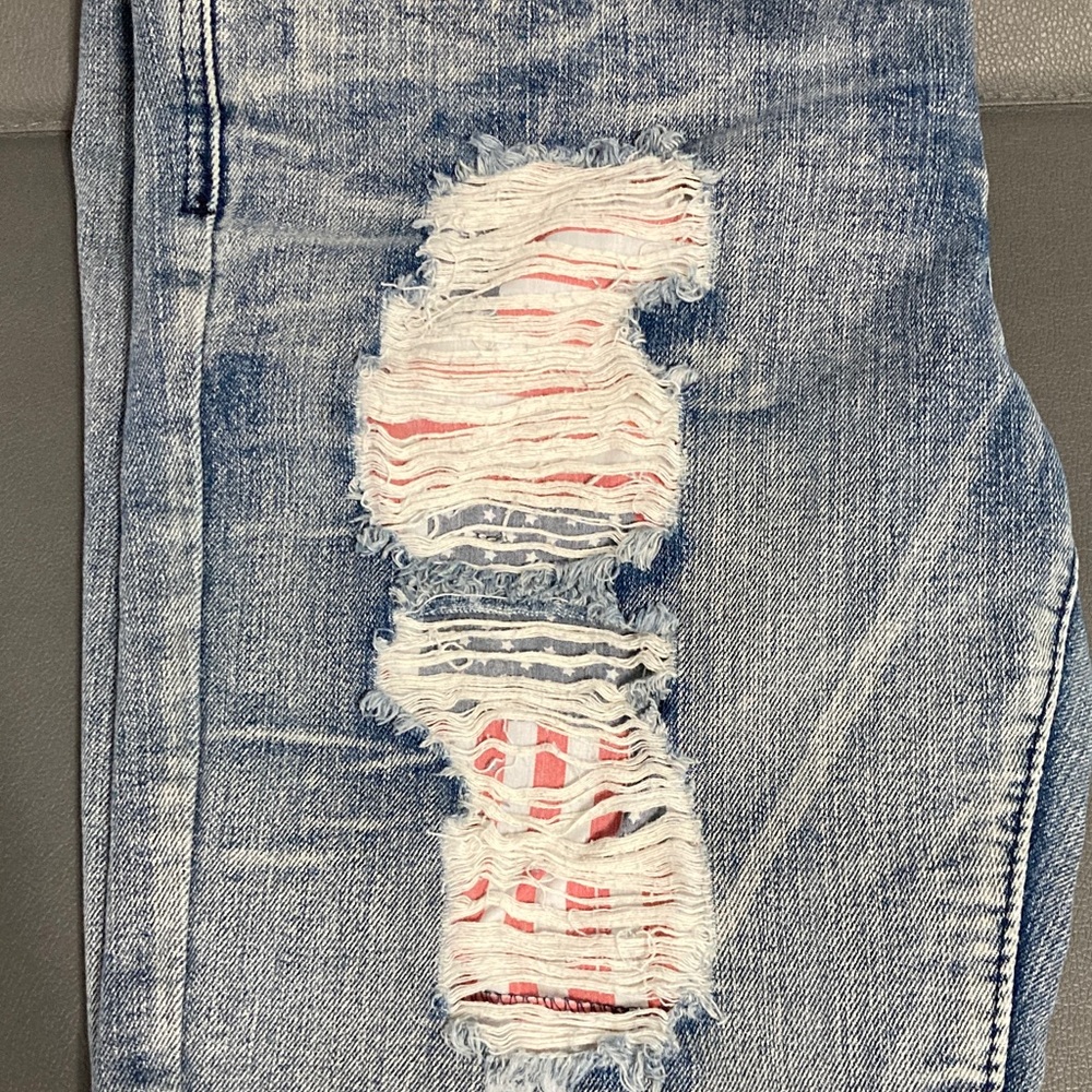 Carbon Blue US Flag Jean Shorts with Distressed Details - Picture 6 of 10